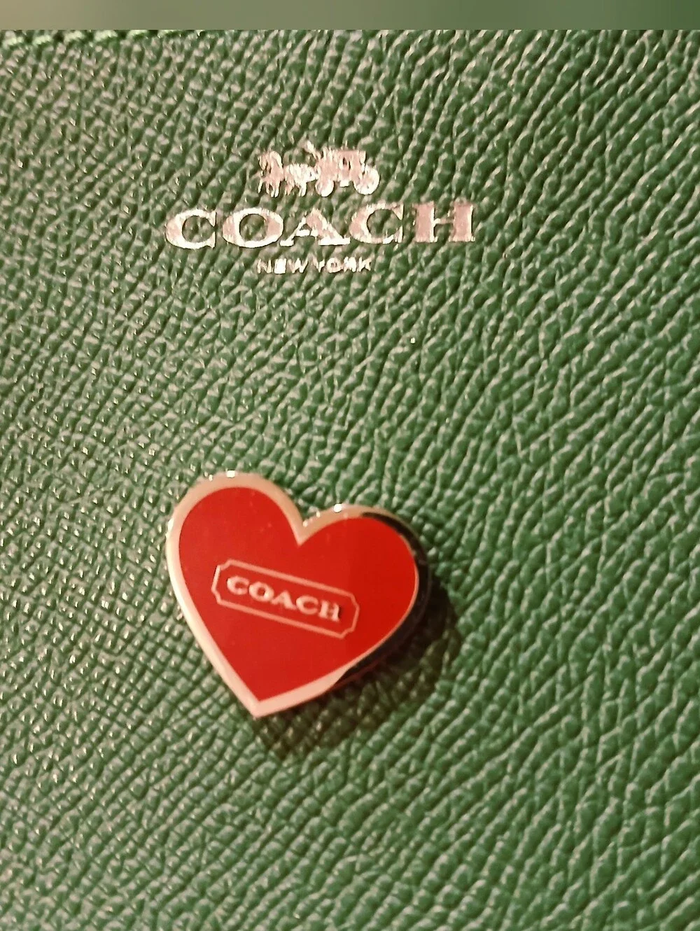 COACH Green Zipper Wallet With COACH Heart Pin